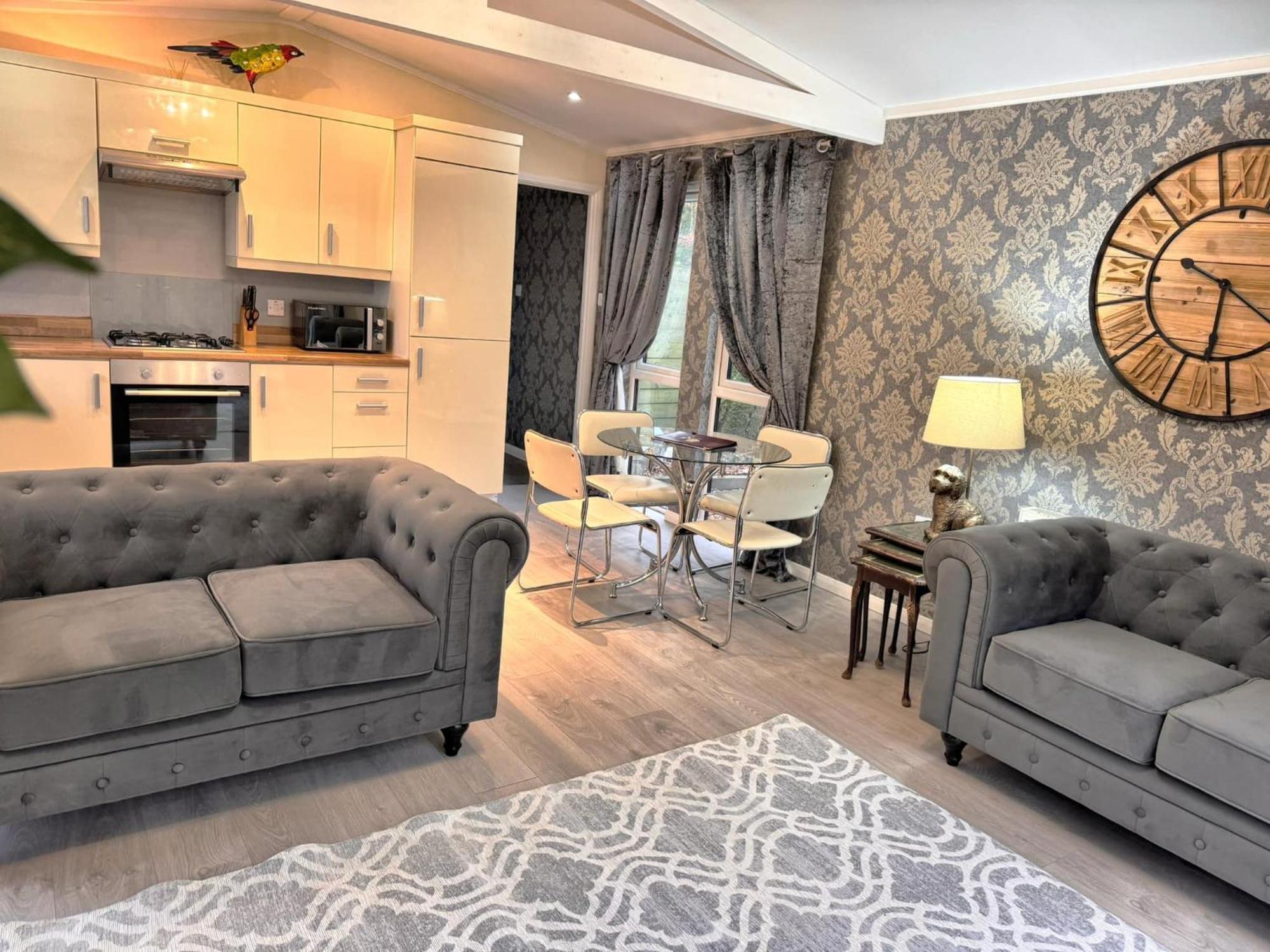 Welsh Villa-Hot Tub-Tenby-Carmarthen-Forestsetting Εξωτερικό φωτογραφία